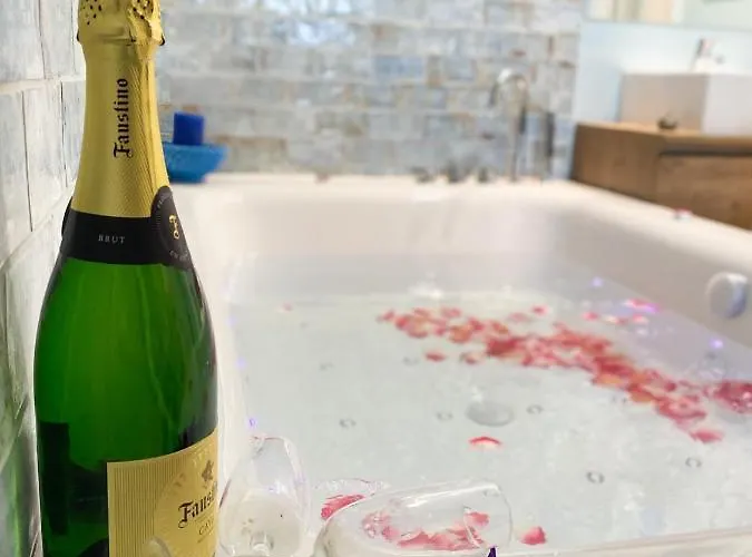 Apartamento La Veiguela De Ii, Con Plaza De Garaje Incluida *