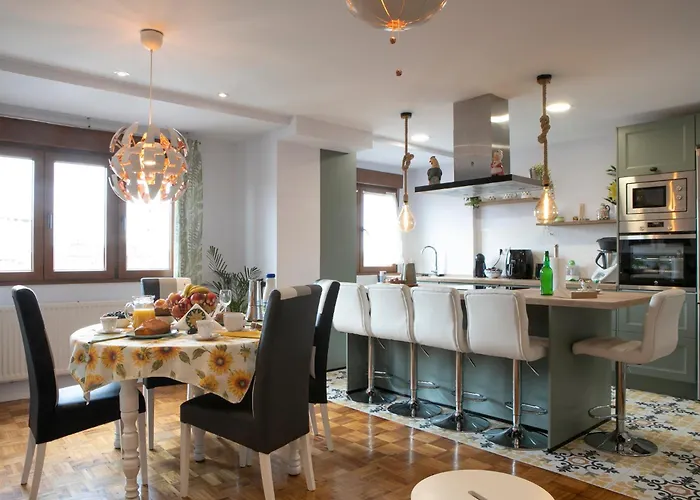 La Veiguela De Ii, Con Plaza De Garaje Incluida